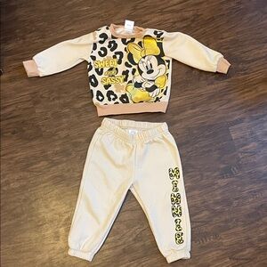 Disney Minnie Mouse Kids Sweatshirt and Joggers - Cream and Black